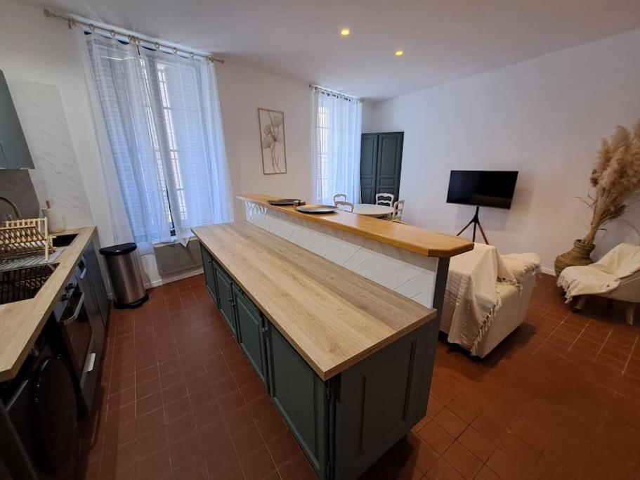 Hypercentre, Coquet En Rez-de-chaussee Apartamento